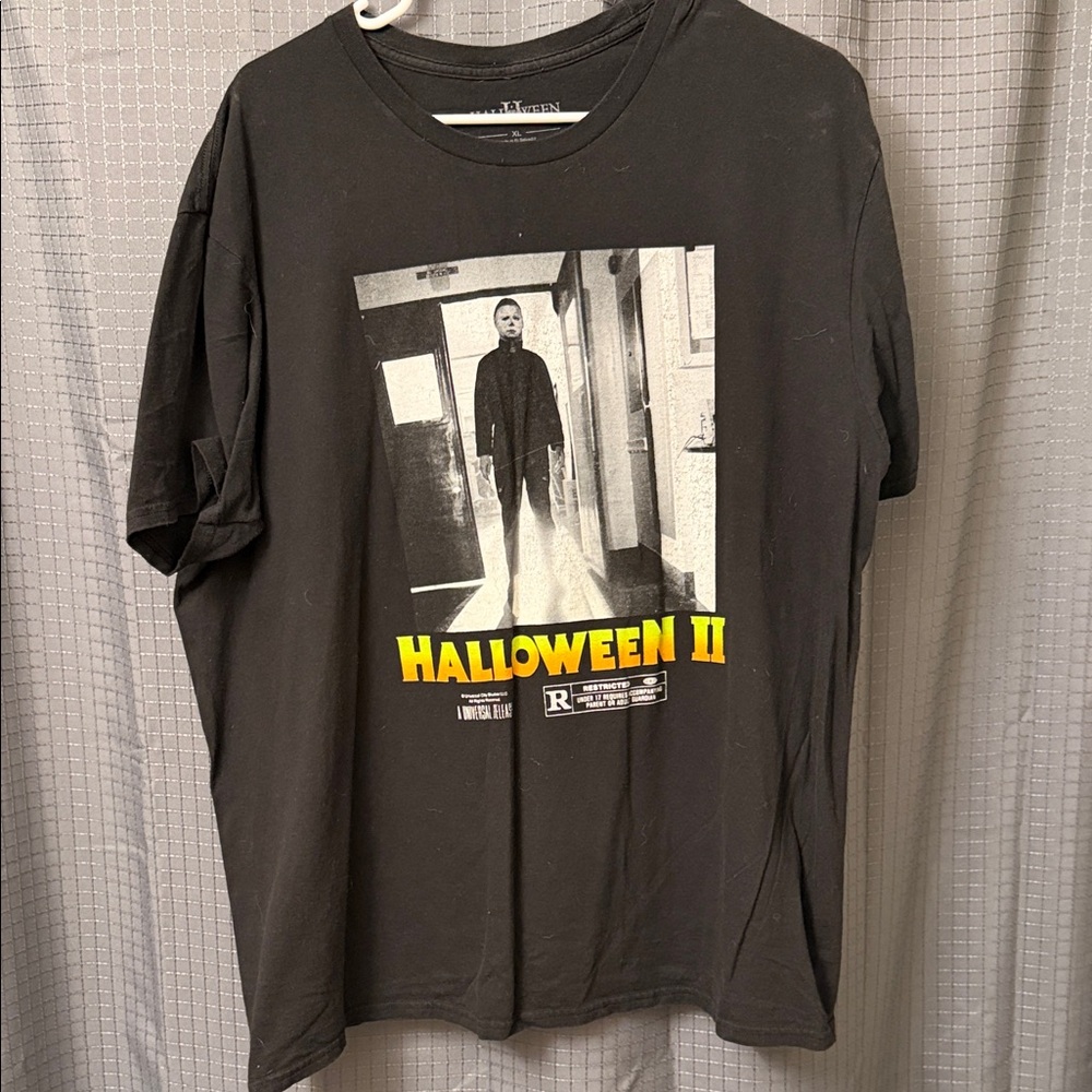Halloween II Graphic T-Shirt in Black